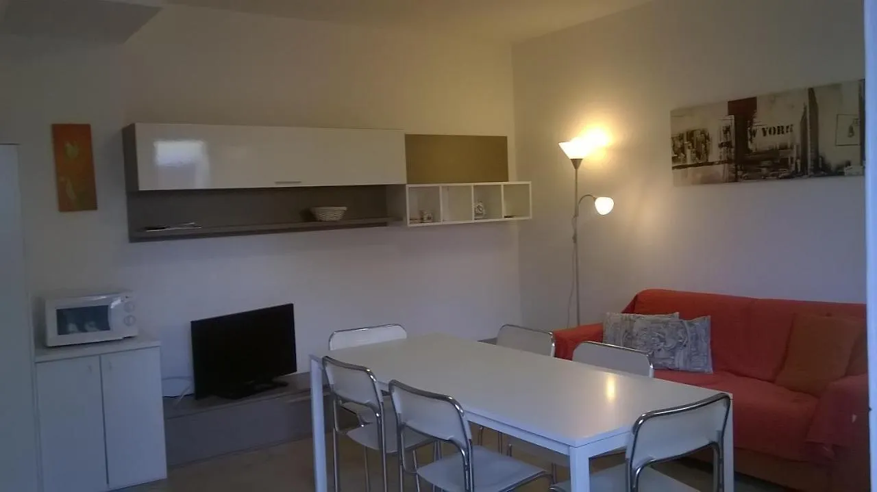 Apartment La Casetta Di Marina Di Massa Italy